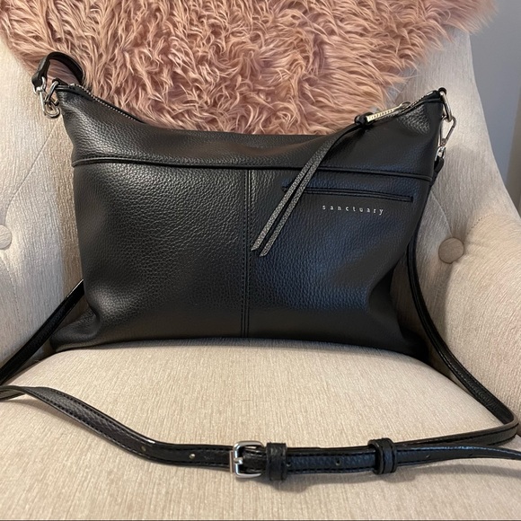 Sanctuary Handbags - Leather Sanctuary Black Crossbody Purse - Excellent Condition